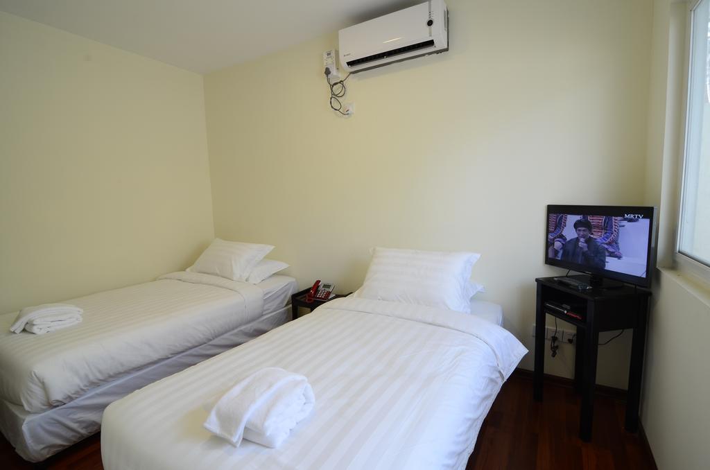 Vista Residence Янгон Екстериор снимка