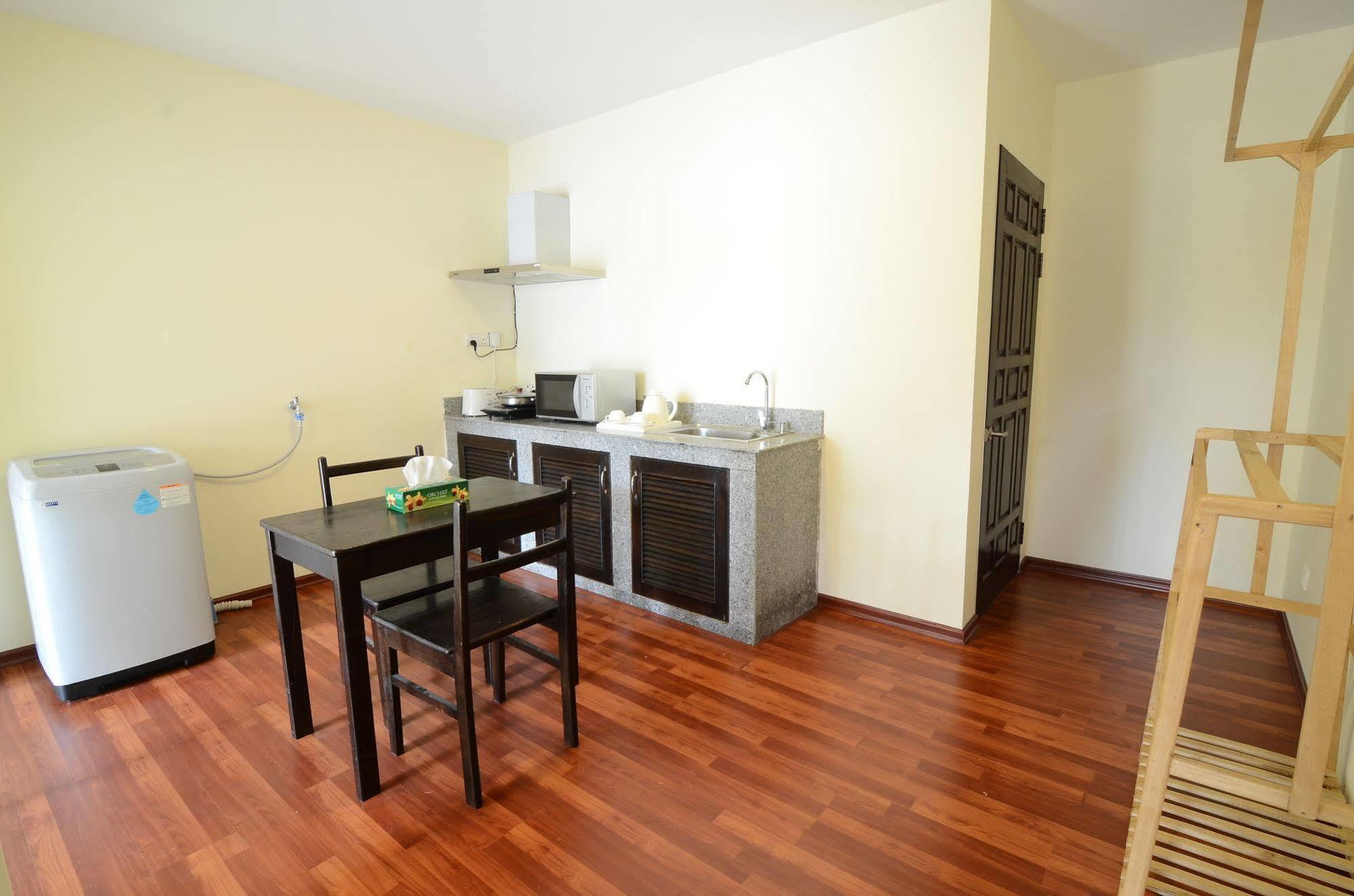 Vista Residence Янгон Екстериор снимка