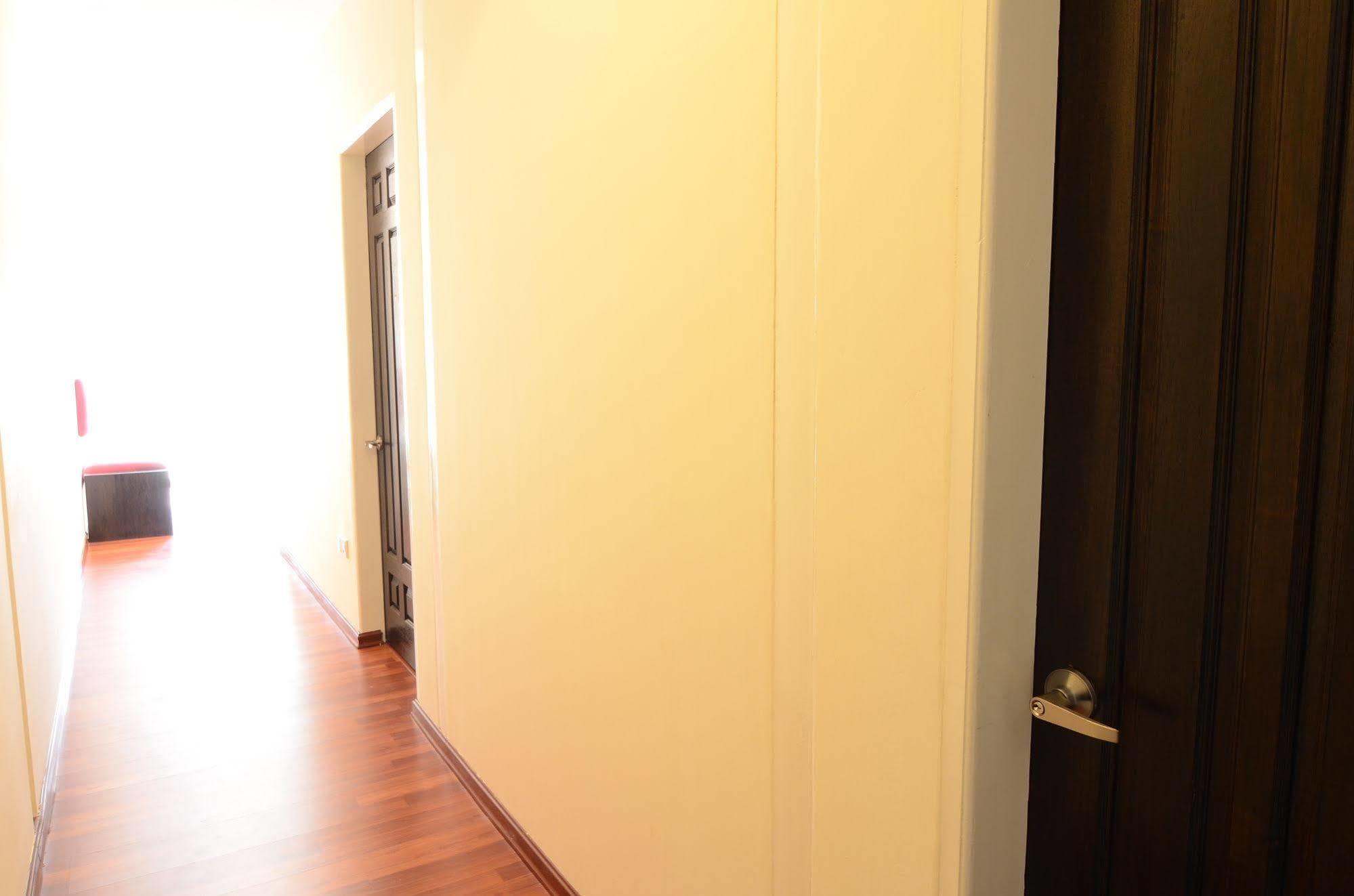 Vista Residence Янгон Екстериор снимка